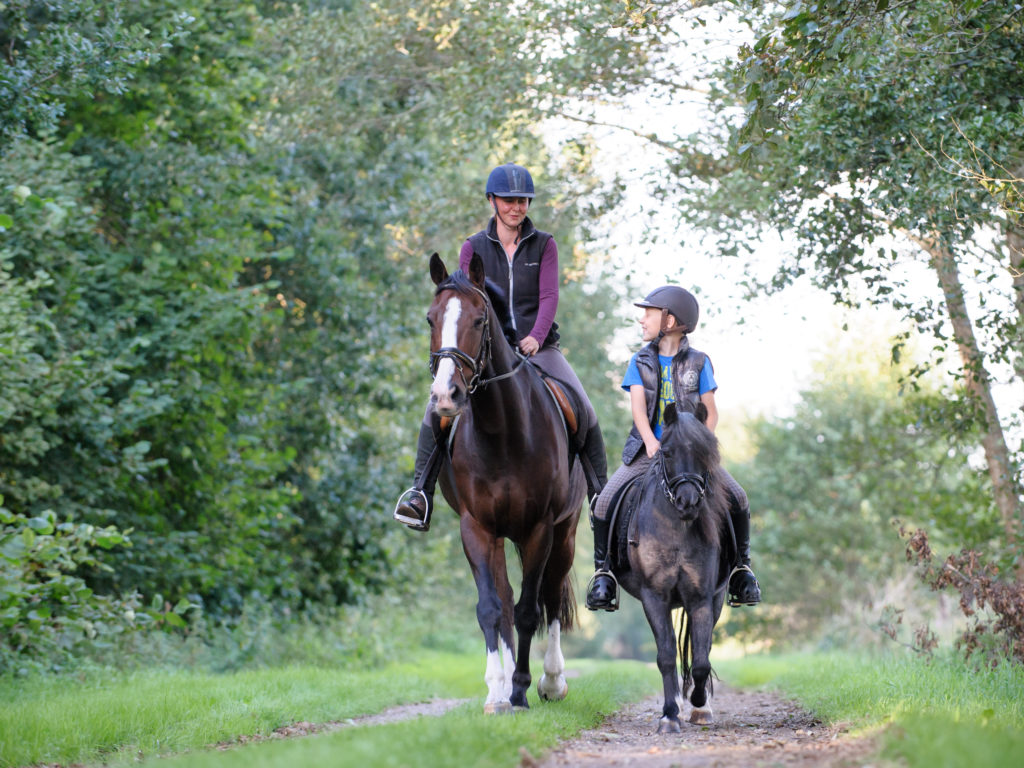 2016-09-23_16-30-41_26489